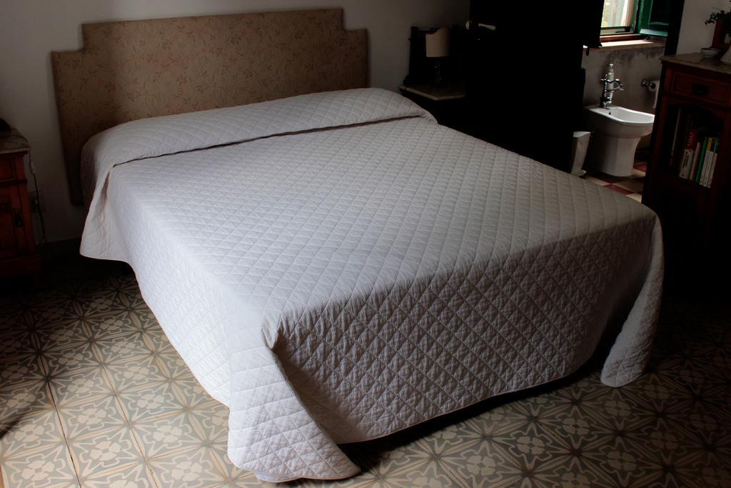 Bed and Breakfast Ai Cipressi Salemi Экстерьер фото